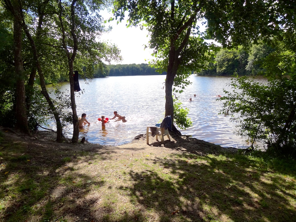 Heerlijk zwemmen in het meer